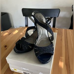 Bandolino sling back heels